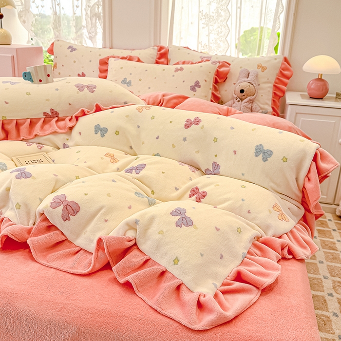 91家纺网 家纺一手货源 找家纺 归属 2025新款韩版花边牛奶绒四件套 星空蝴蝶