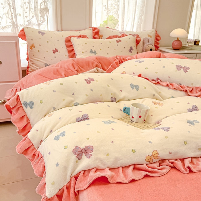 91家纺网 家纺一手货源 找家纺 归属 2025新款韩版花边牛奶绒四件套 星空蝴蝶