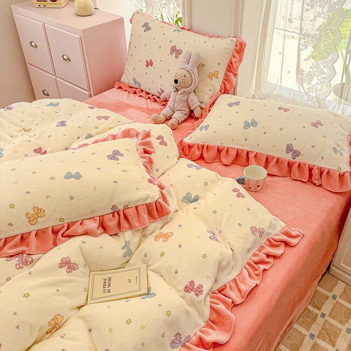 91家纺网 家纺一手货源 找家纺 归属 2025新款韩版花边牛奶绒四件套 星空蝴蝶