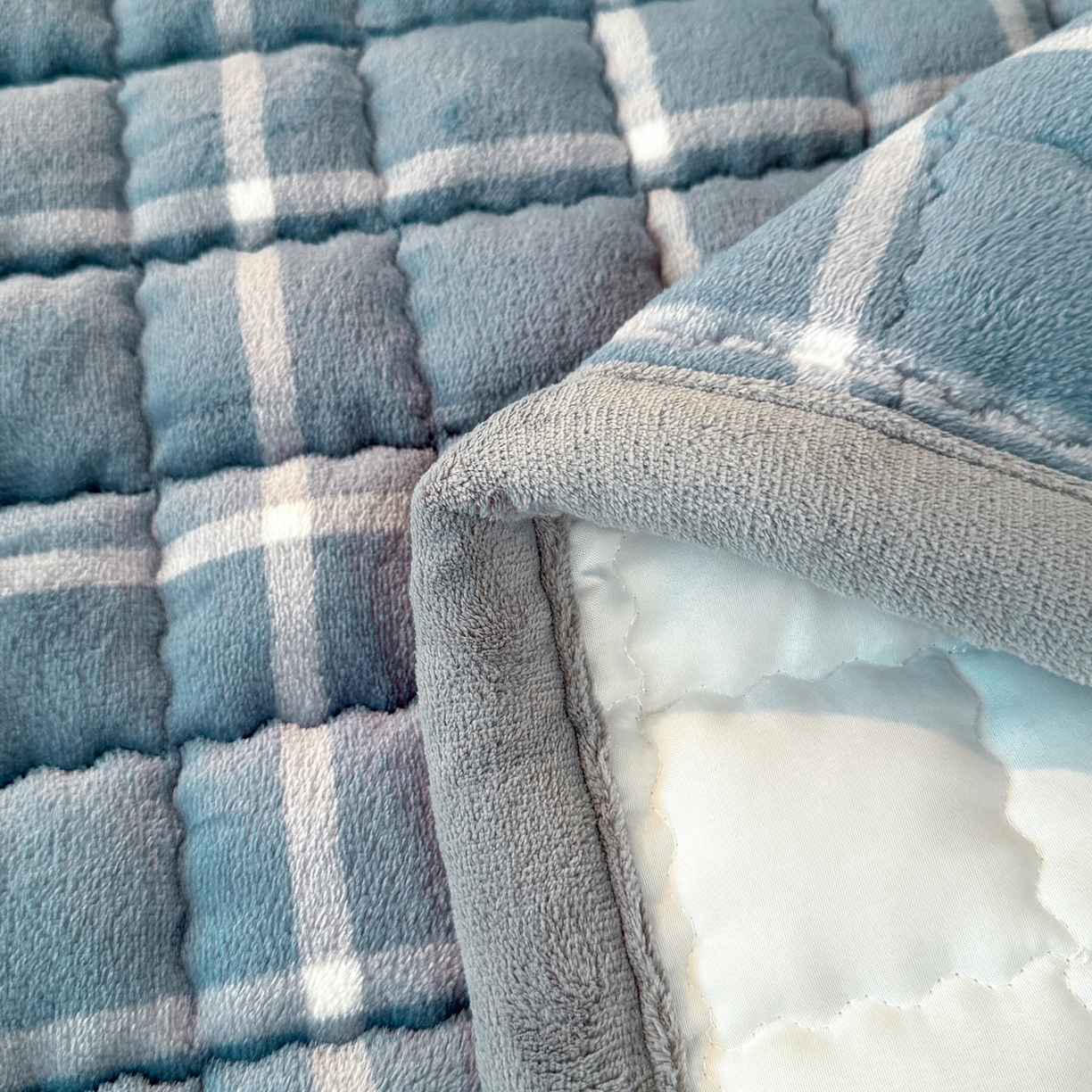 91家纺网 家纺一手货源 找家纺 喜居 【加厚200g夹棉】2025新款无印风良品牛奶绒床垫床褥子 良品-海蓝格