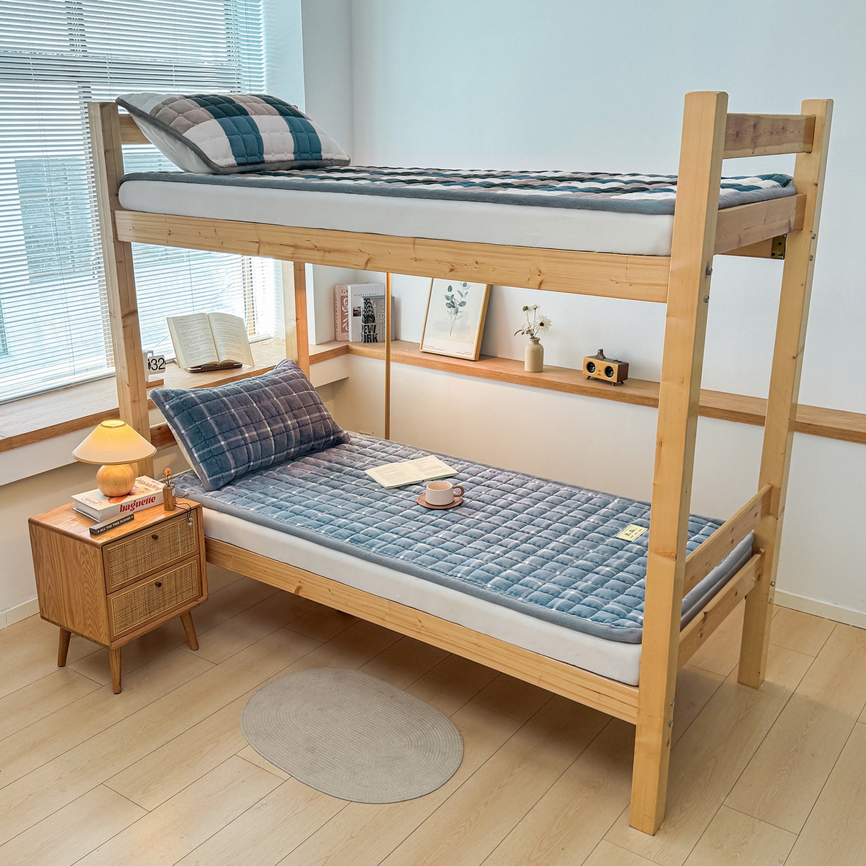 91家纺网 家纺一手货源 找家纺 喜居 【加厚200g夹棉】2025新款无印风良品牛奶绒床垫床褥子 良品-海蓝格