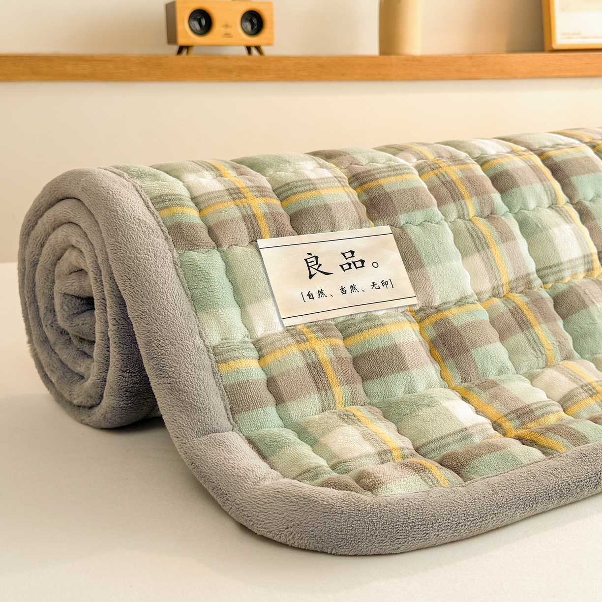 91家纺网 家纺一手货源 找家纺 喜居 【加厚200g夹棉】2025新款无印风良品牛奶绒床垫床褥子 良品-简兮绿