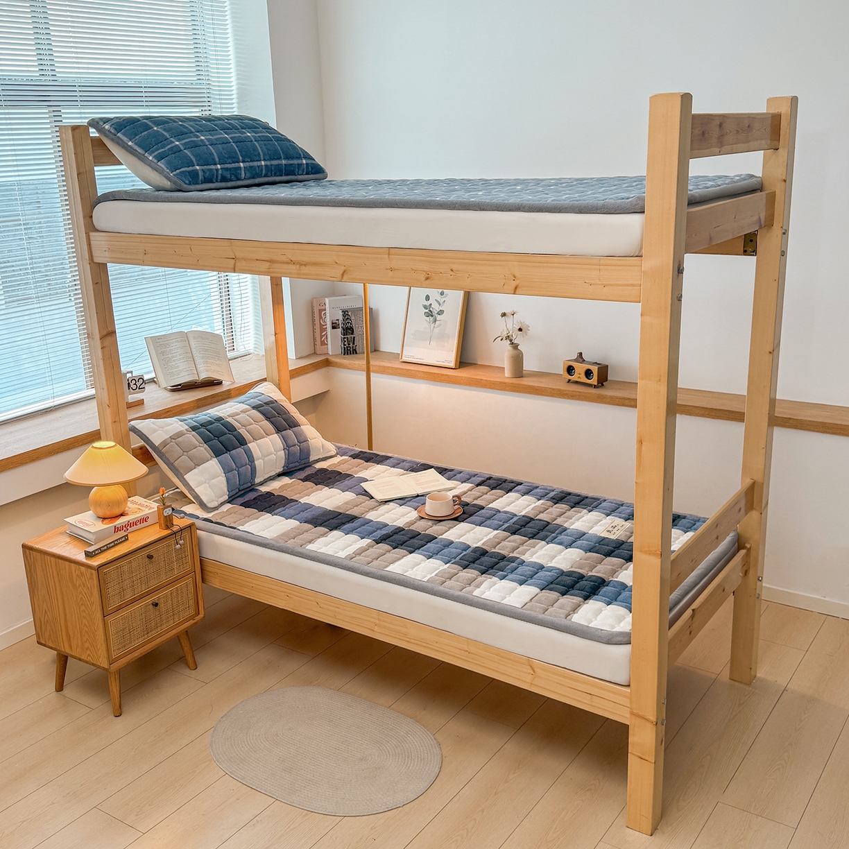 91家纺网 家纺一手货源 找家纺 喜居 【加厚200g夹棉】2025新款无印风良品牛奶绒床垫床褥子 良品-蓝咖格