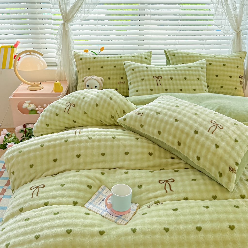 91家纺网 家纺一手货源 找家纺 （总）归属 2025新款牛奶绒泡泡绒四件套（提供买家秀）