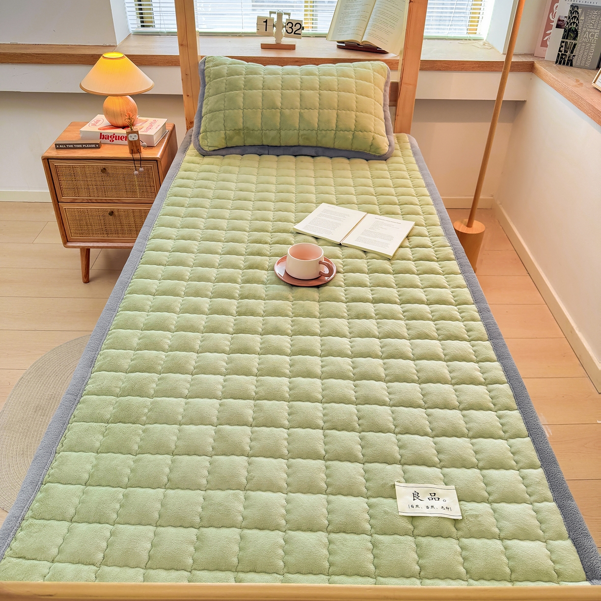 91家纺网 家纺一手货源 找家纺 喜居 【加厚200g夹棉】2025新款无印风良品牛奶绒床垫床褥子 良品-香草绿