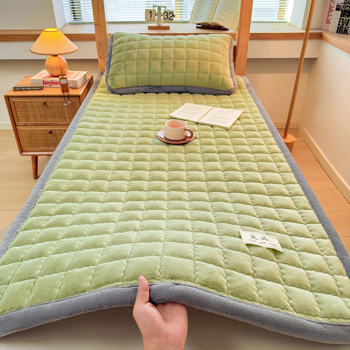 91家纺网 家纺一手货源 找家纺 喜居 【加厚200g夹棉】2025新款无印风良品牛奶绒床垫床褥子 良品-香草绿