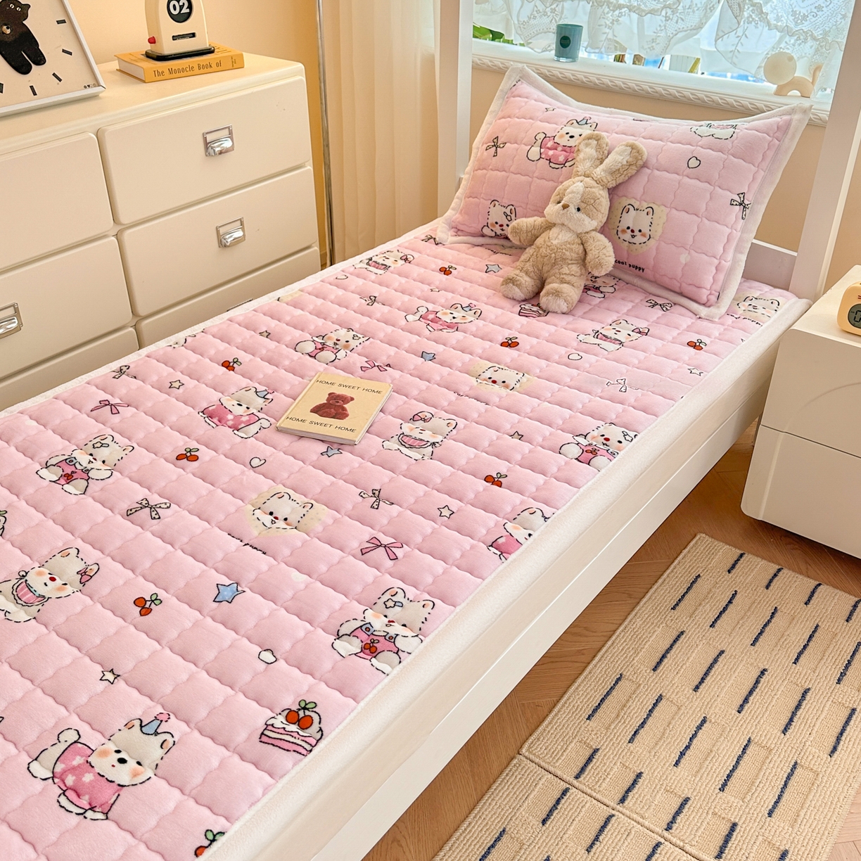 91家纺网 家纺一手货源 找家纺 （总）川悦生活 2025新款A类印花牛奶绒床垫加厚绒保暖床床褥