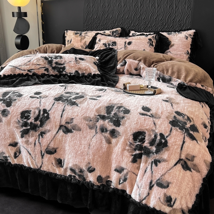 91家纺网 家纺一手货源 找家纺 （总）创爱家纺 2025新款法式韩版花边兔毛绒印花四件套