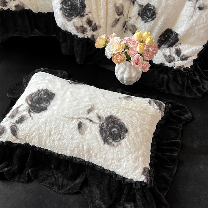 91家纺网 家纺一手货源 找家纺 创爱家纺 2025新款法式韩版花边兔毛绒印花四件套 法式花边-玫瑰