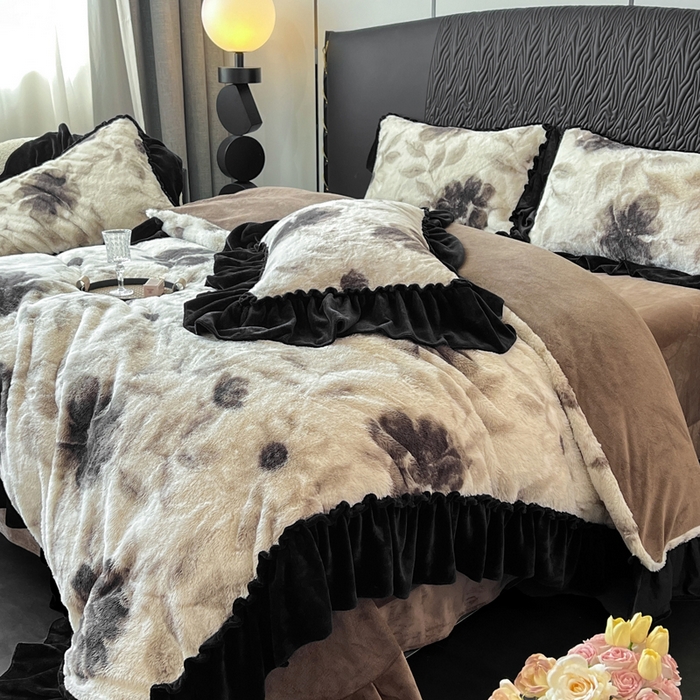 91家纺网 家纺一手货源 找家纺 （总）创爱家纺 2025新款法式韩版花边兔毛绒印花四件套