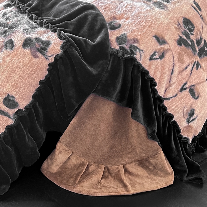 91家纺网 家纺一手货源 找家纺 创爱家纺 2025新款法式韩版花边兔毛绒印花四件套 法式花边-简爱