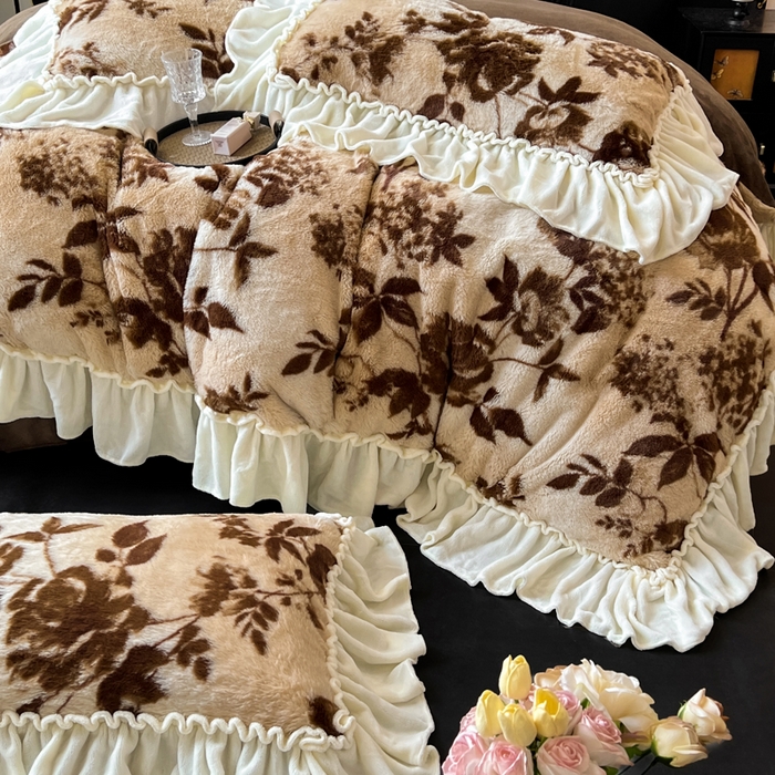 91家纺网 家纺一手货源 找家纺 创爱家纺 2025新款法式韩版花边兔毛绒印花四件套 法式花边-映秋