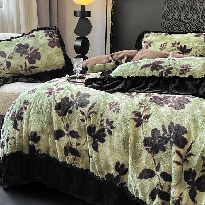 91家纺网 家纺一手货源 找家纺 创爱家纺 2025新款法式韩版花边兔毛绒印花四件套 法式花边-椿野