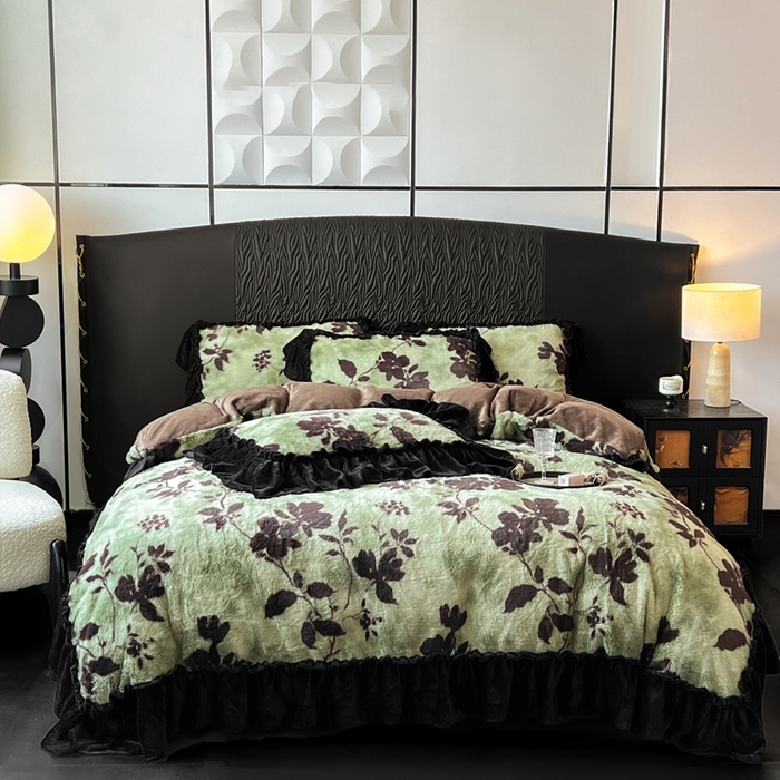 91家纺网 家纺一手货源 找家纺 创爱家纺 2025新款法式韩版花边兔毛绒印花四件套 法式花边-椿野