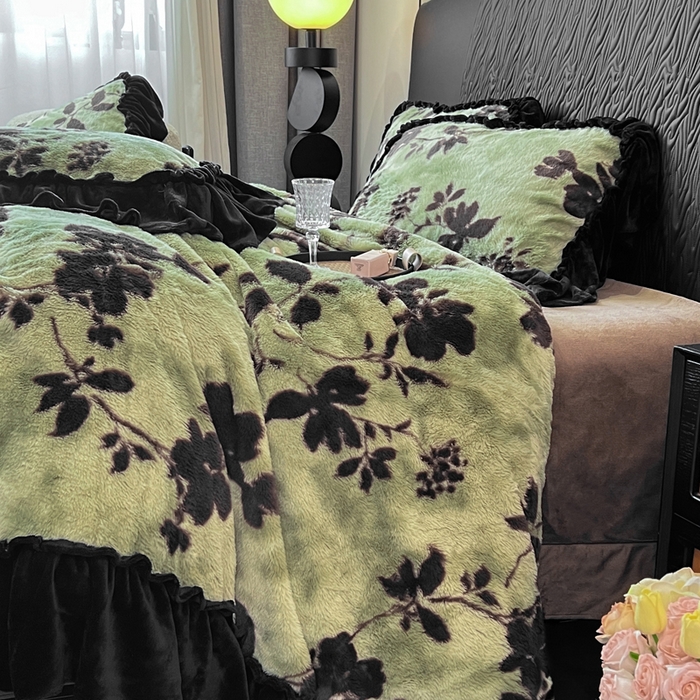 91家纺网 家纺一手货源 找家纺 创爱家纺 2025新款法式韩版花边兔毛绒印花四件套 法式花边-椿野