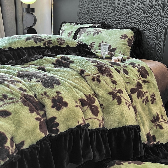 91家纺网 家纺一手货源 找家纺 创爱家纺 2025新款法式韩版花边兔毛绒印花四件套 法式花边-椿野