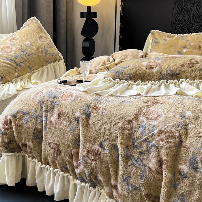 91家纺网 家纺一手货源 找家纺 创爱家纺 2025新款法式韩版花边兔毛绒印花四件套 法式花边-若汐