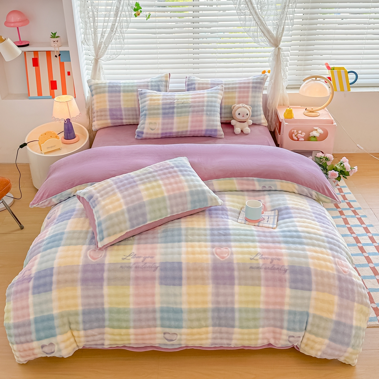 91家纺网 家纺一手货源 找家纺 归属 2025新款牛奶绒泡泡绒四件套 幻彩格