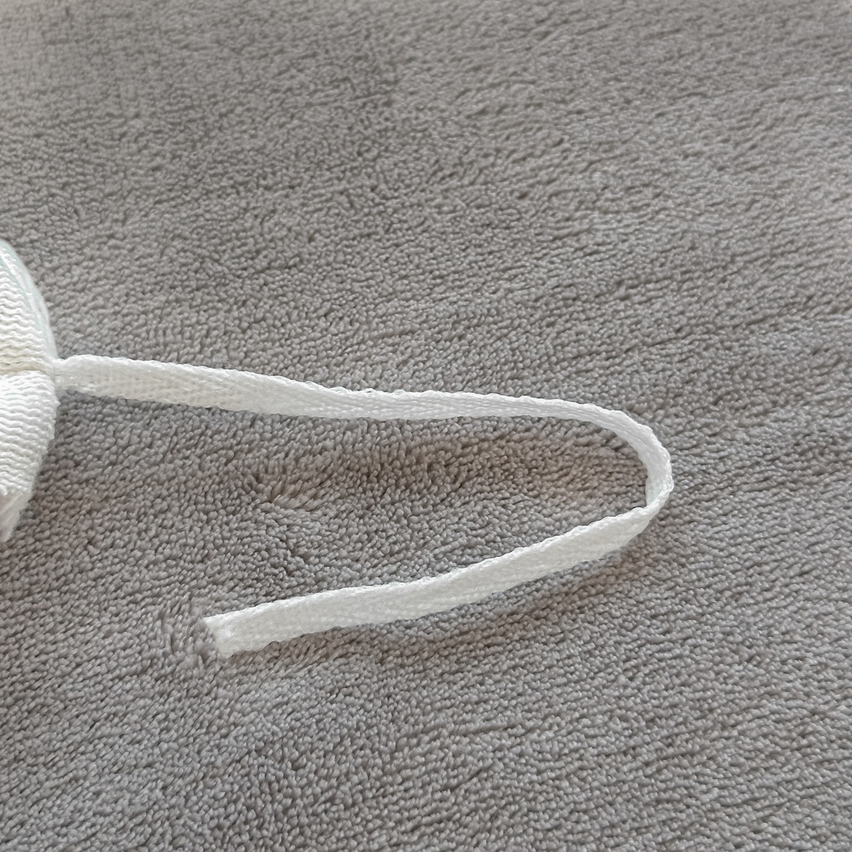 91家纺网 家纺一手货源 找家纺 归属 2025新款牛奶绒泡泡绒四件套 灰蝴蝶