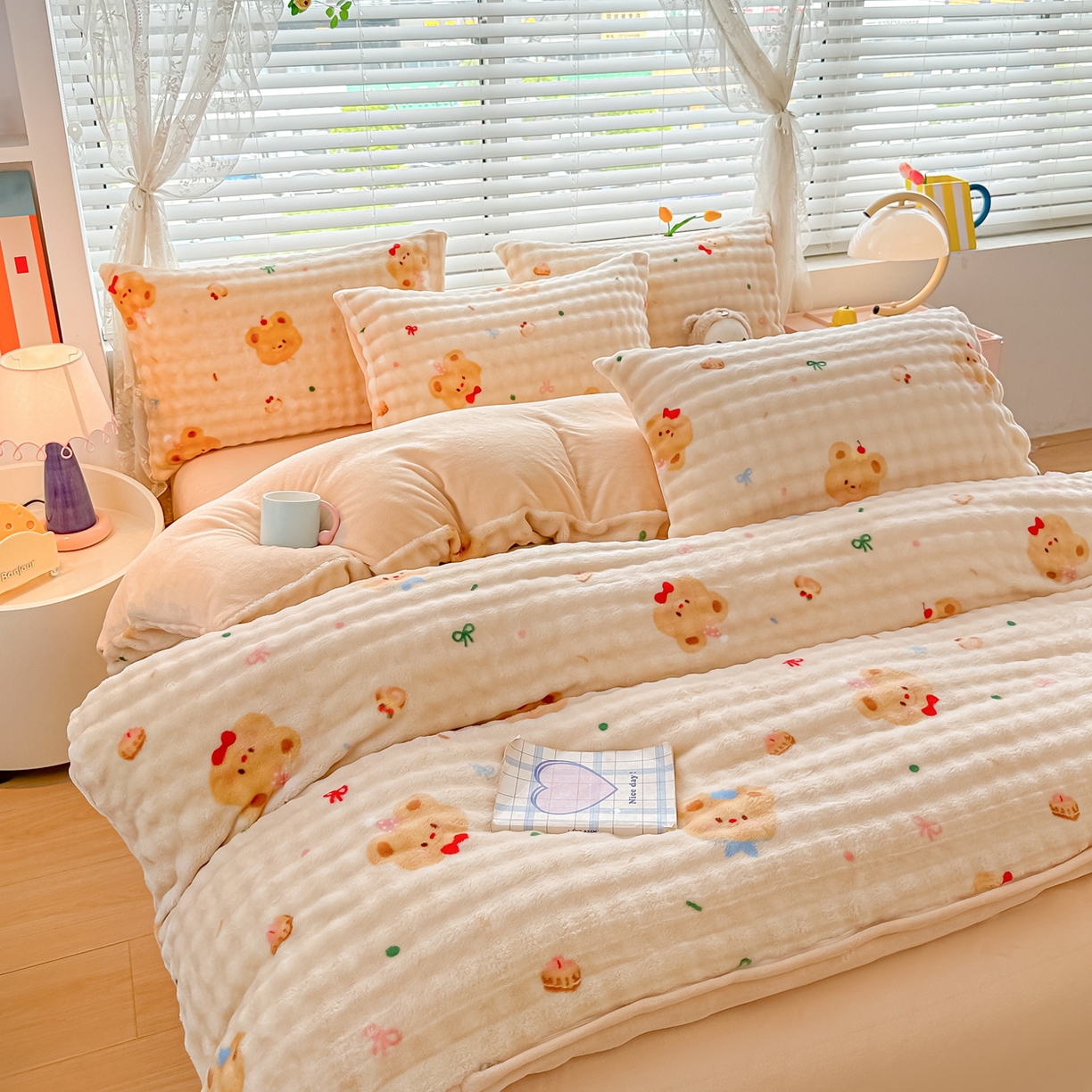 91家纺网 家纺一手货源 找家纺 归属 2025新款牛奶绒泡泡绒四件套 奶油熊