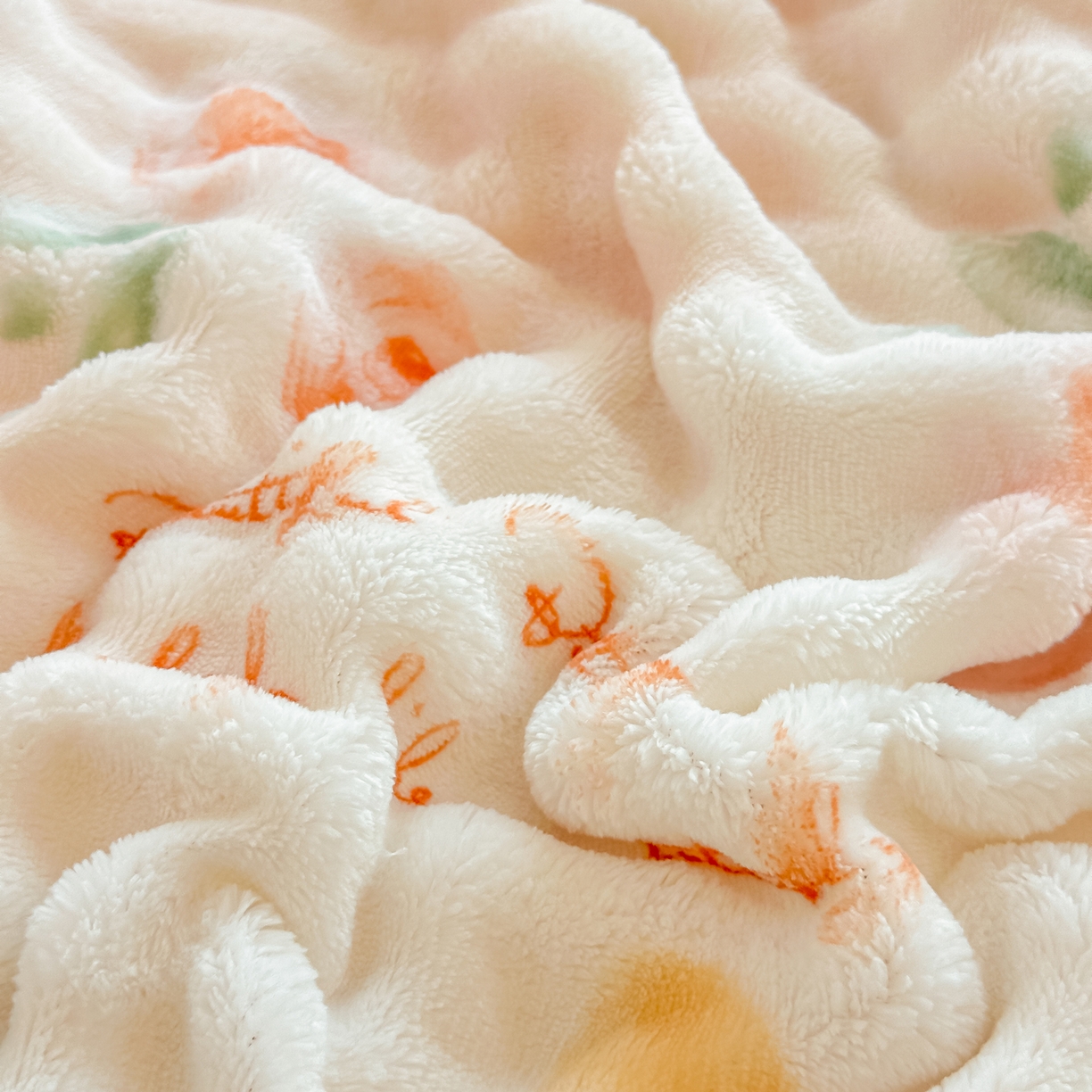 91家纺网 家纺一手货源 找家纺 归属 2025新款牛奶绒泡泡绒四件套 暖玫瑰