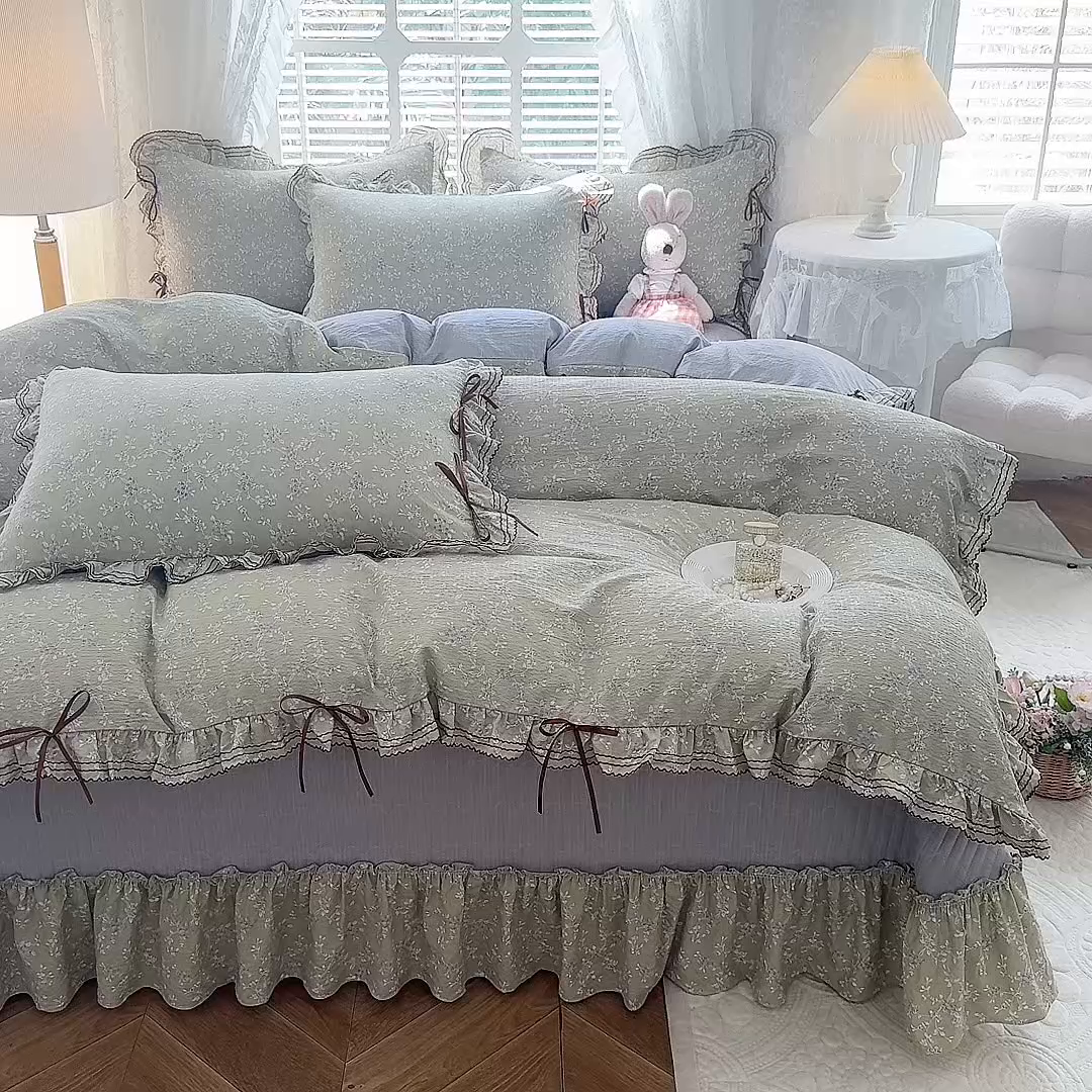 91家纺网 家纺一手货源 找家纺 韩约家纺 2025新款韩约1韩式蝴蝶结床盖款棉麻四件套 花海