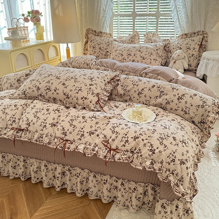 91家纺网 家纺一手货源 找家纺 韩约家纺 2025新款韩约1韩式蝴蝶结床盖款棉麻四件套 雅致