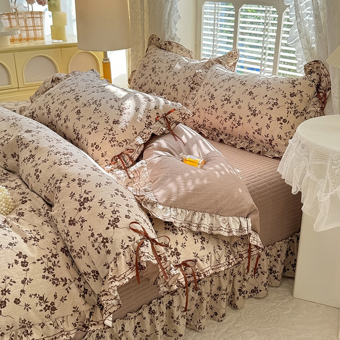91家纺网 家纺一手货源 找家纺 韩约家纺 2025新款韩约1韩式蝴蝶结床盖款棉麻四件套 雅致