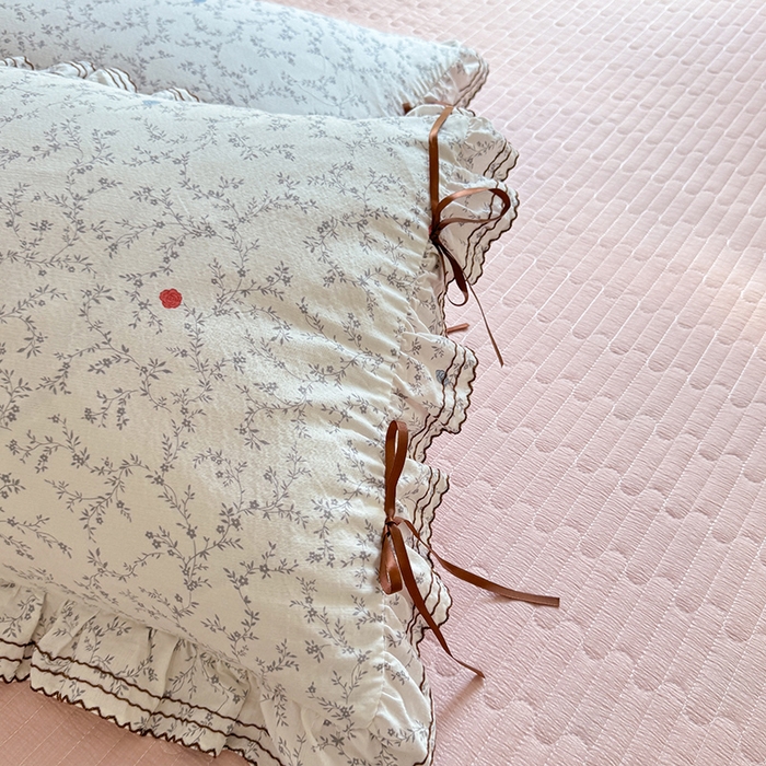 91家纺网 家纺一手货源 找家纺 韩约家纺 2025新款韩约1韩式蝴蝶结床盖款棉麻四件套 初颜