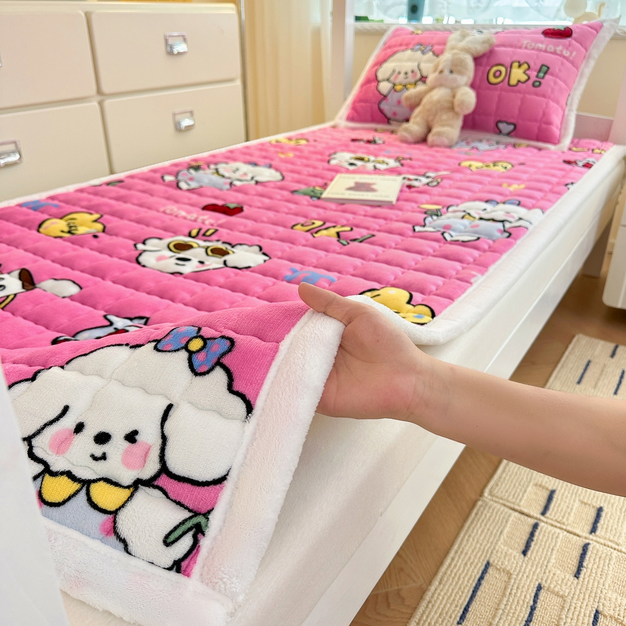 91家纺网 家纺一手货源 找家纺 （总）川悦生活 2025新款A类印花牛奶绒床垫加厚绒保暖床床褥