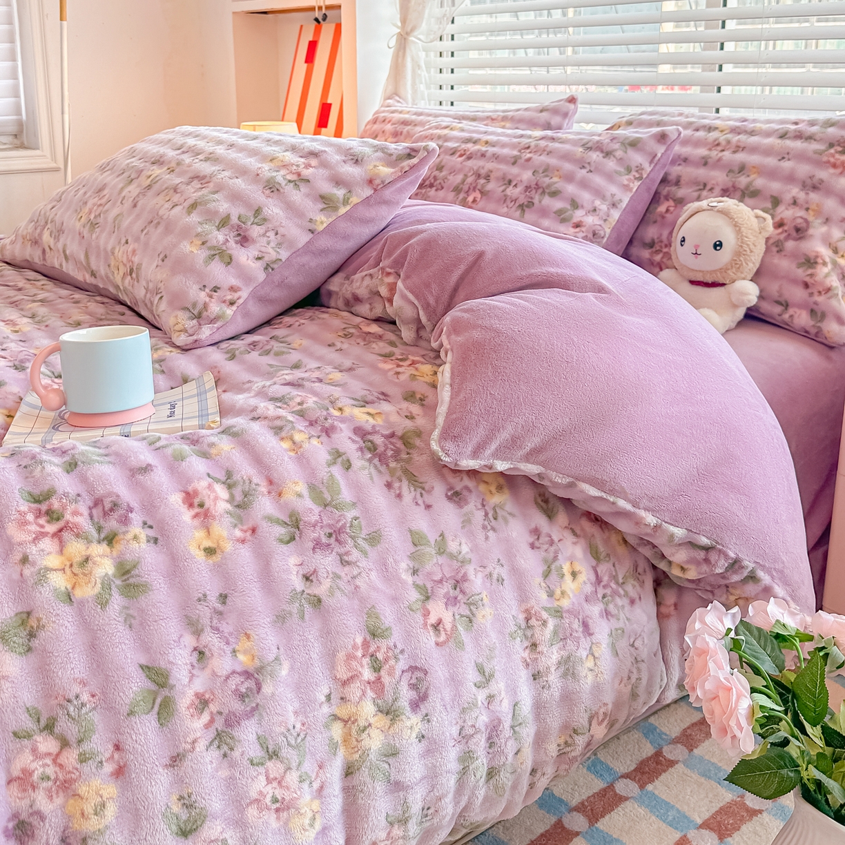 91家纺网 家纺一手货源 找家纺 归属 2025新款牛奶绒泡泡绒四件套 紫萝花