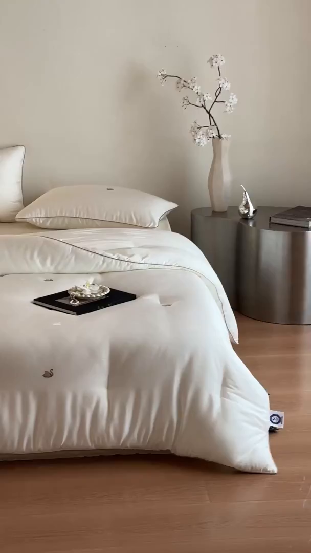 91家纺网 家纺一手货源 找家纺 （总）一加一 2025新款臻翠剪花蛋白抗菌被子被芯-轻羽梦