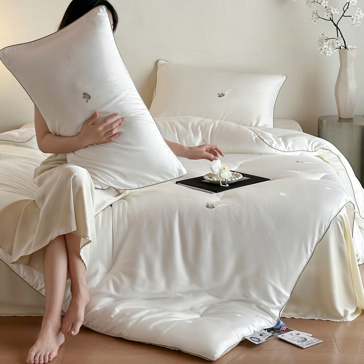 91家纺网 家纺一手货源 找家纺 （总）一加一 2025新款臻翠剪花蛋白抗菌被子被芯-轻羽梦