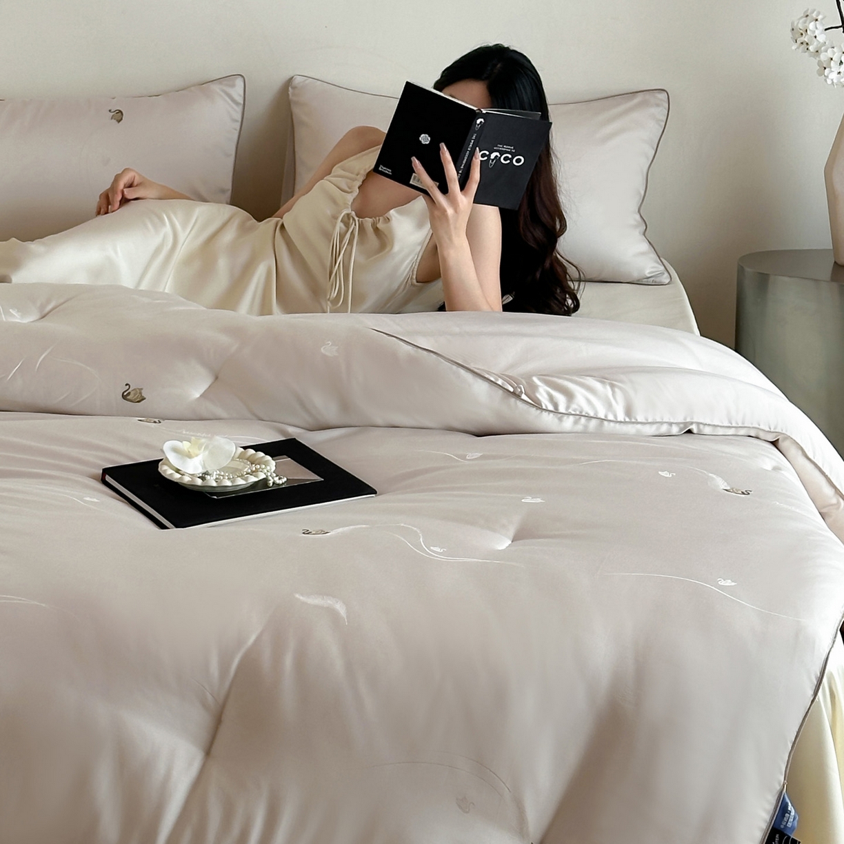 91家纺网 家纺一手货源 找家纺 一加一 2025新款臻翠剪花蛋白抗菌被子被芯-轻羽梦 星空灰