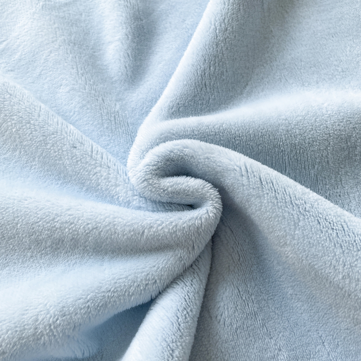 91家纺网 家纺一手货源 找家纺 大元 2025新款200g素色双拼牛奶绒四件套 浅蓝+桃粉