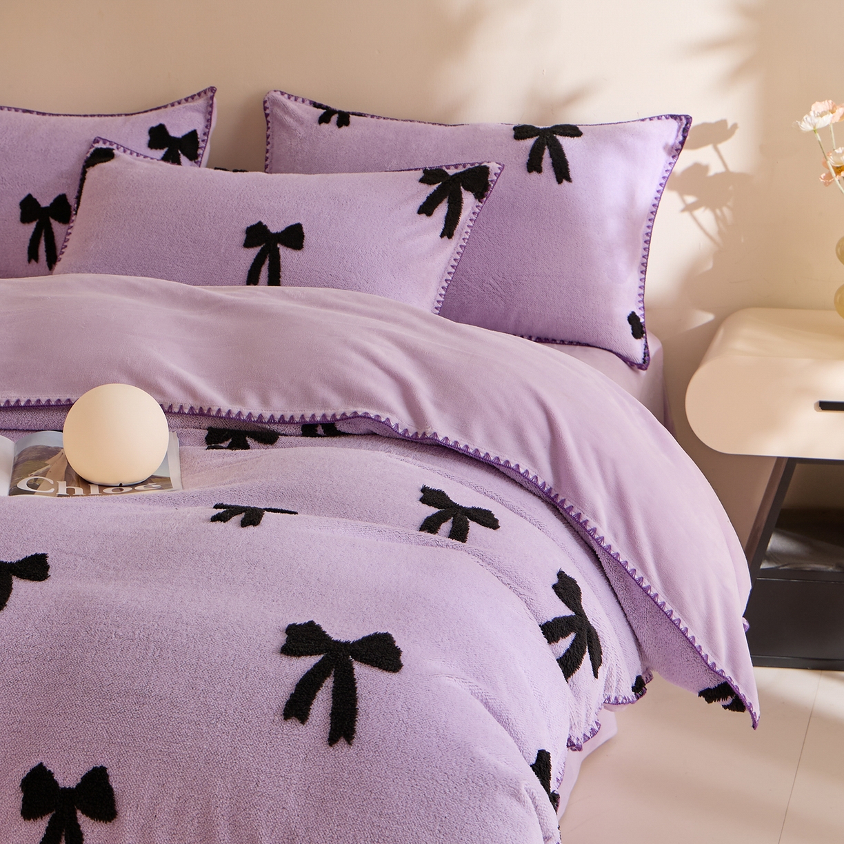 91家纺网 家纺一手货源 找家纺 绒世界 2025新款加厚兔绒提花牛奶绒四件套系列 礼物-紫