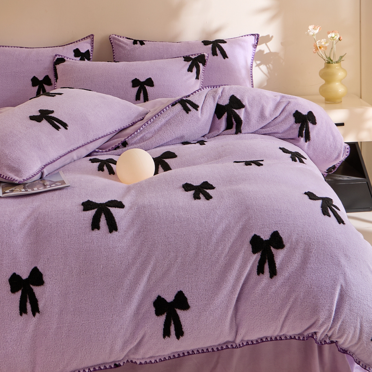 91家纺网 家纺一手货源 找家纺 绒世界 2025新款加厚兔绒提花牛奶绒四件套系列 礼物-紫