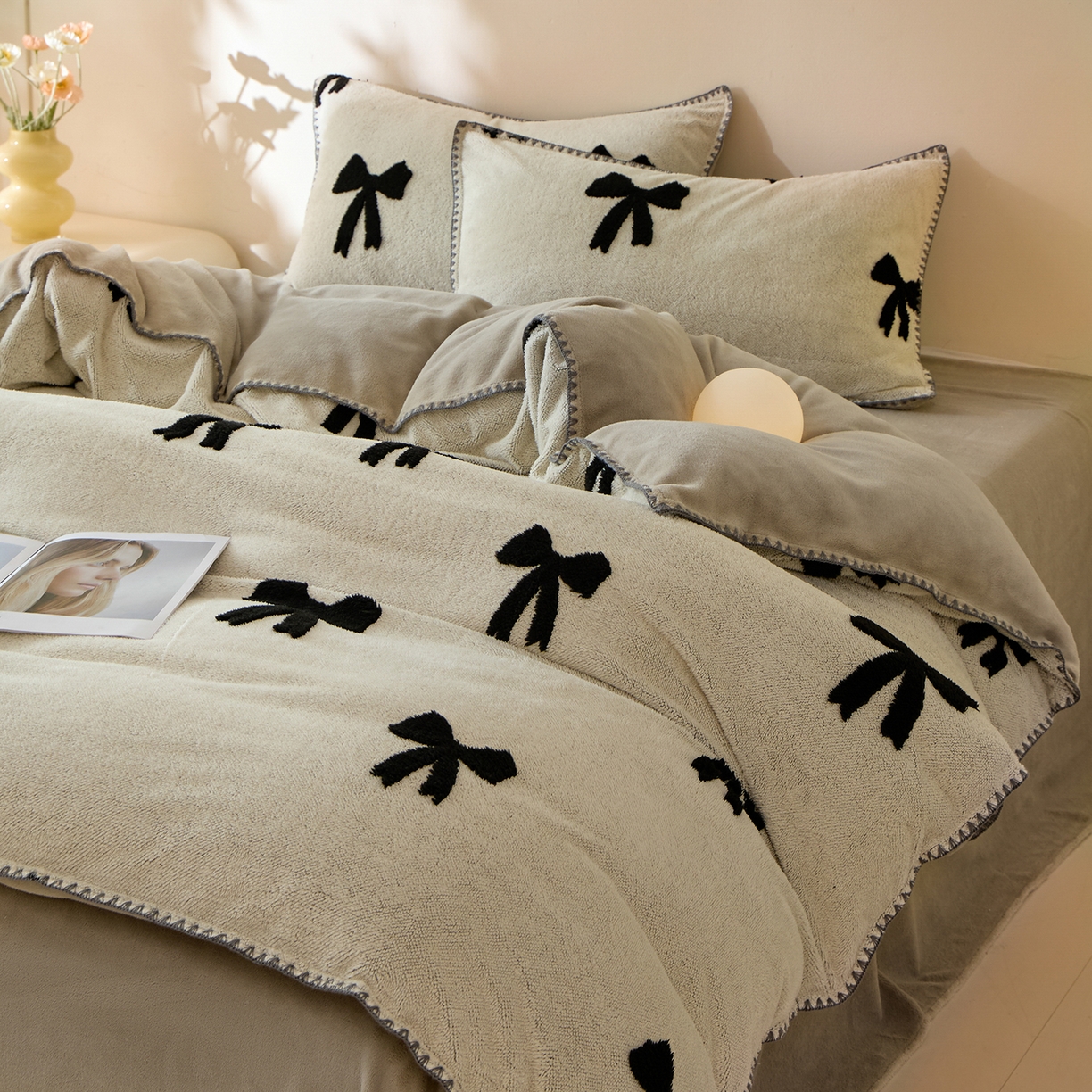 91家纺网 家纺一手货源 找家纺 绒世界 2025新款加厚兔绒提花牛奶绒四件套系列 礼物-卡其