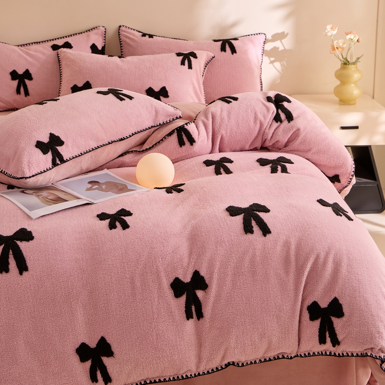 91家纺网 家纺一手货源 找家纺 （总）绒世界 2025新款加厚兔绒提花牛奶绒四件套系列