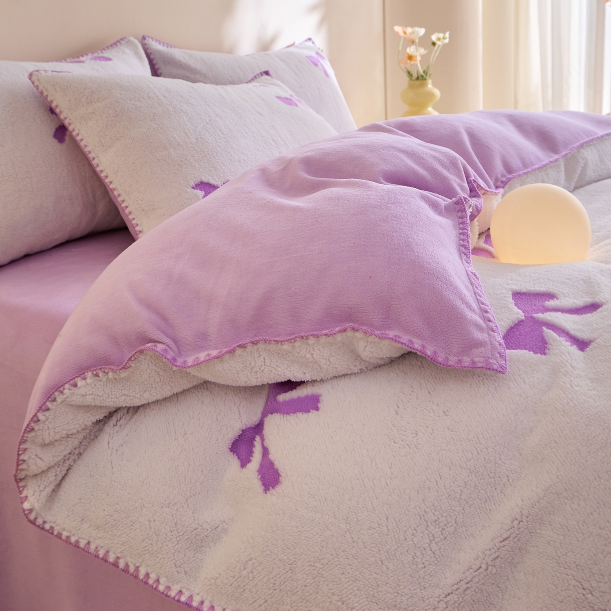 91家纺网 家纺一手货源 找家纺 绒世界 2025新款加厚兔绒提花牛奶绒四件套系列 樱桃-紫