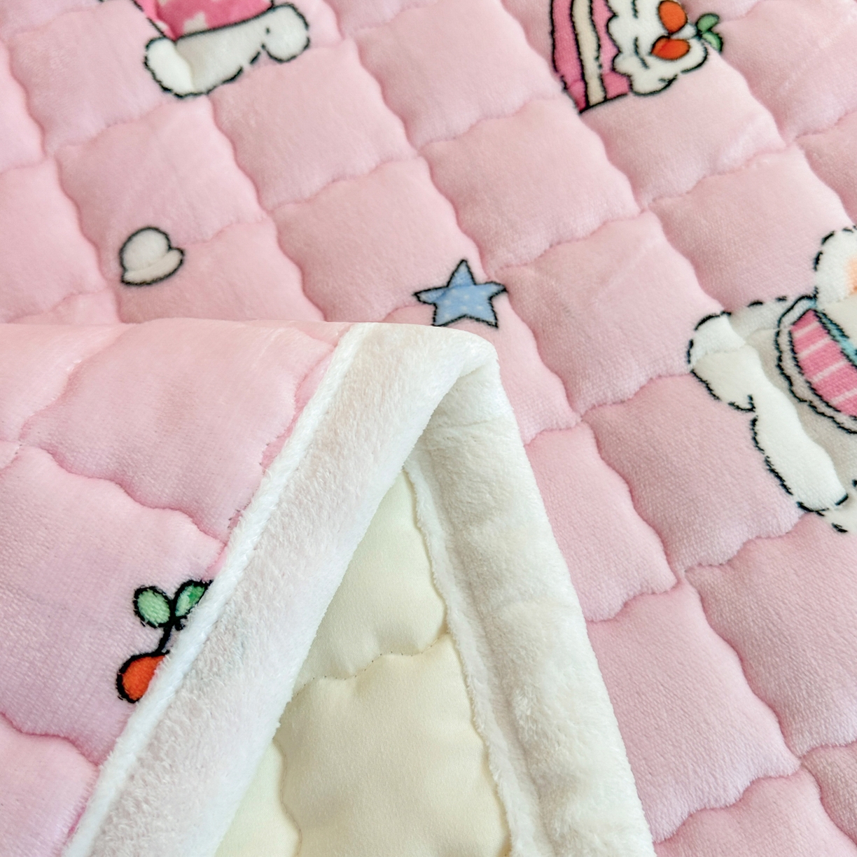 91家纺网 家纺一手货源 找家纺 川悦生活 2025新款A类印花牛奶绒床垫加厚绒保暖床床褥 床垫茶派小狗