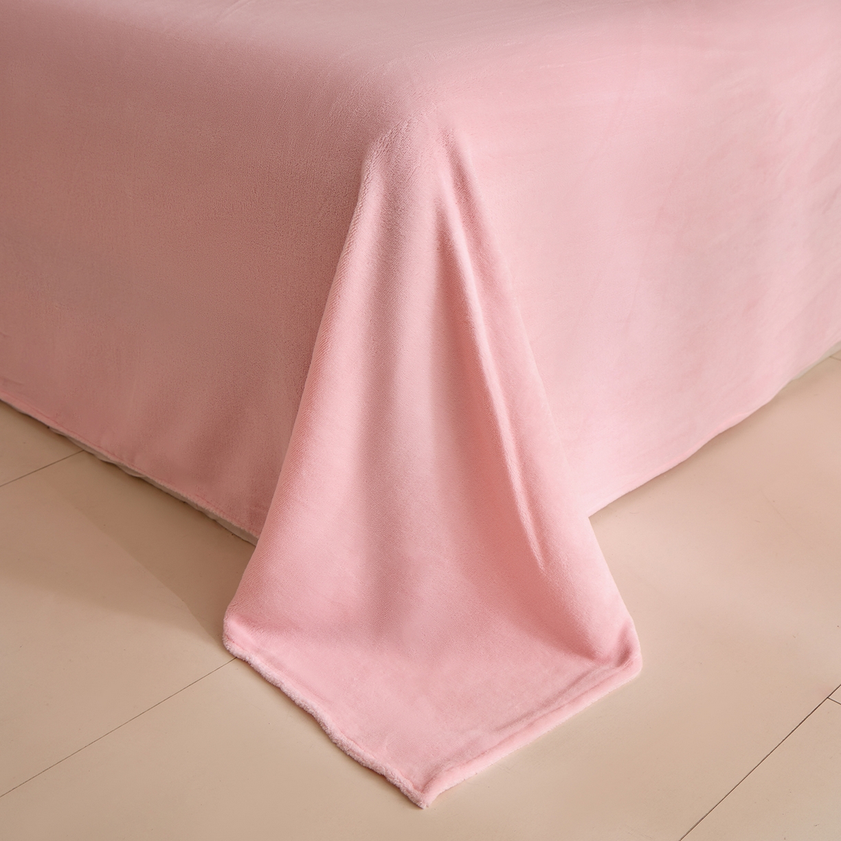 91家纺网 家纺一手货源 找家纺 丝印良品 2025新款加厚兔绒提花牛奶绒四件套系列 樱桃-粉白