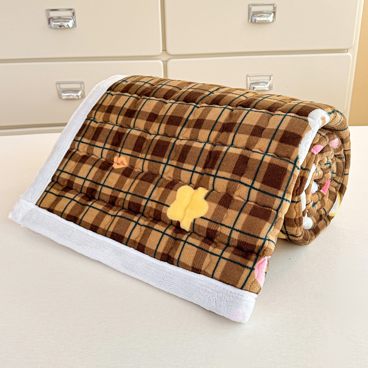 91家纺网 家纺一手货源 找家纺 川悦生活 2025新款A类印花牛奶绒床垫加厚绒保暖床床褥 床垫茶酥小熊