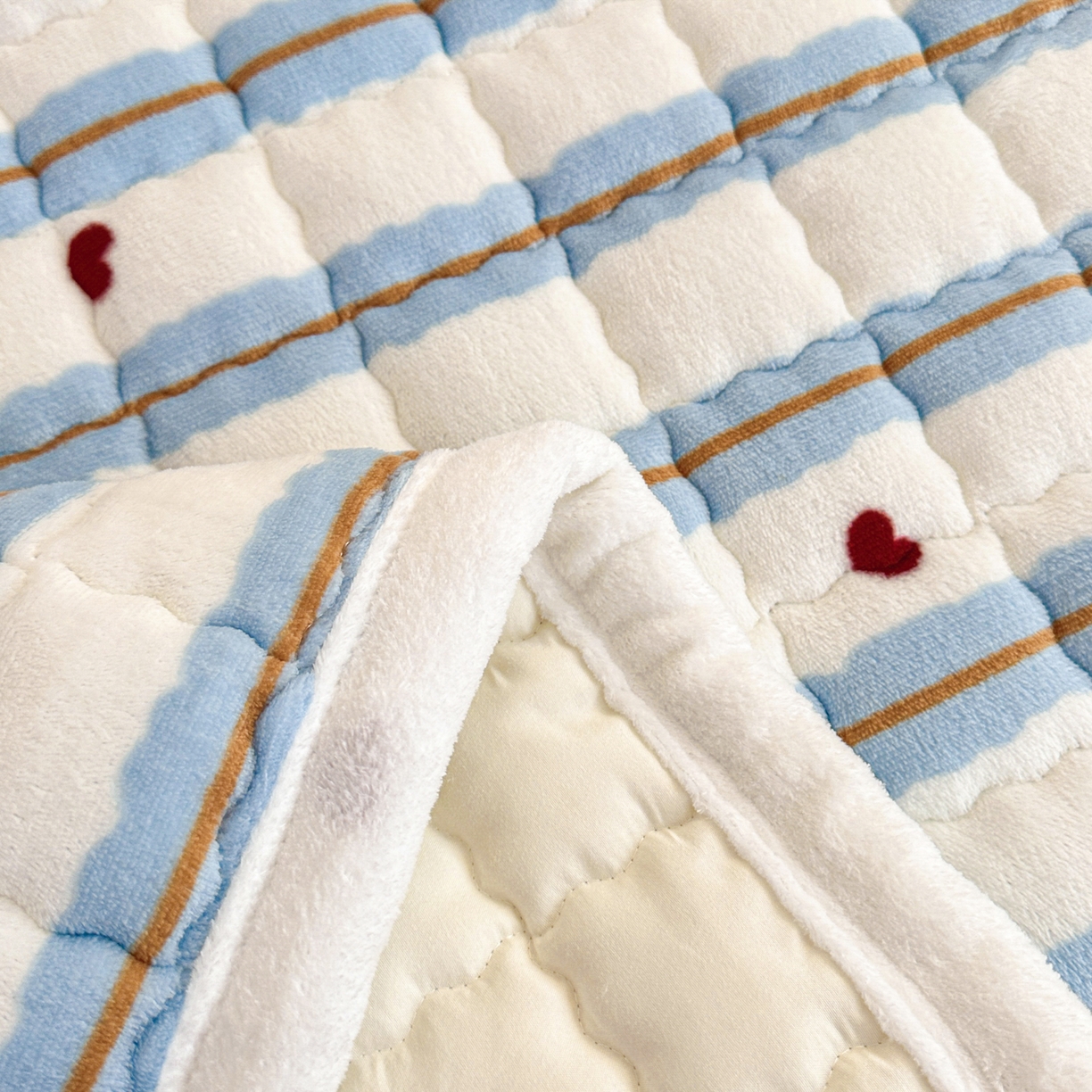 91家纺网 家纺一手货源 找家纺 川悦生活 2025新款A类印花牛奶绒床垫加厚绒保暖床床褥 床垫格心小屋