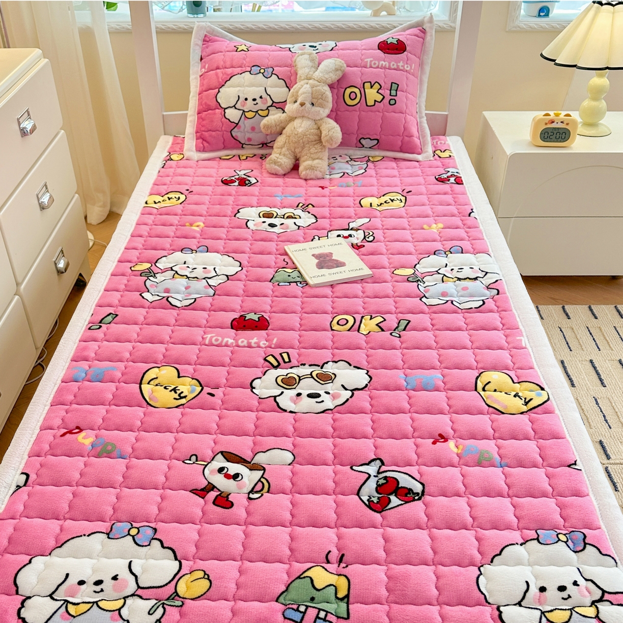 91家纺网 家纺一手货源 找家纺 川悦生活 2025新款A类印花牛奶绒床垫加厚绒保暖床床褥 床垫嗨皮小奶狗