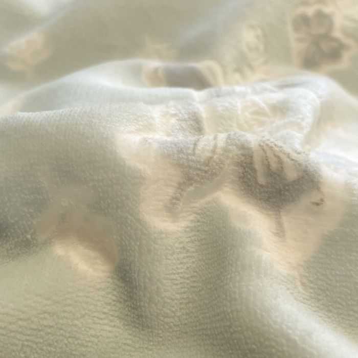 91家纺网 家纺一手货源 找家纺 利欧 2025新款褶皱边雕花牛奶绒四件套 蝶舞-蓝