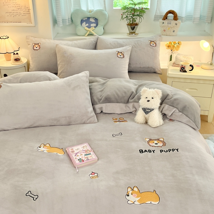 利欧 2025新款满绣卡通牛奶绒刺绣四件套 快乐柯基-银灰