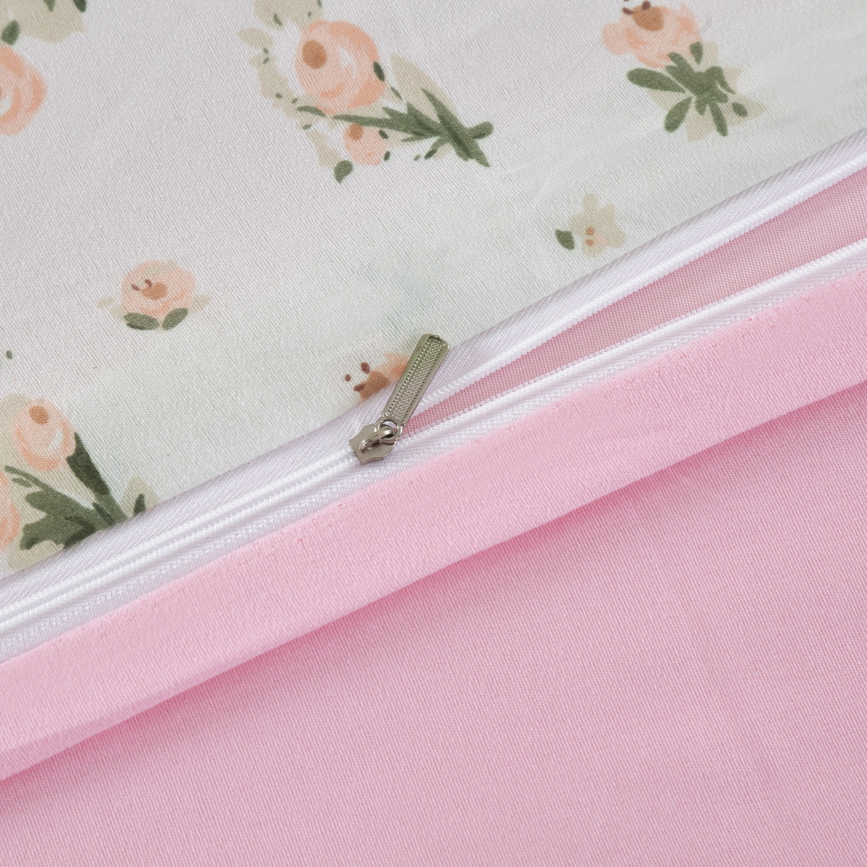 91家纺网 家纺一手货源 找家纺 恋之语 2025新款舒适柔软亲肤爆款芦荟棉四件套货源充足 柔软粉黛