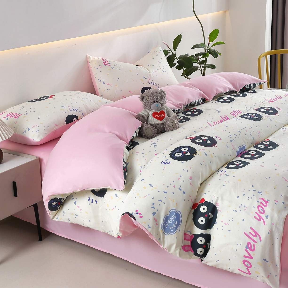 91家纺网 家纺一手货源 找家纺 恋之语 2025新款舒适柔软亲肤爆款芦荟棉四件套货源充足 小煤球