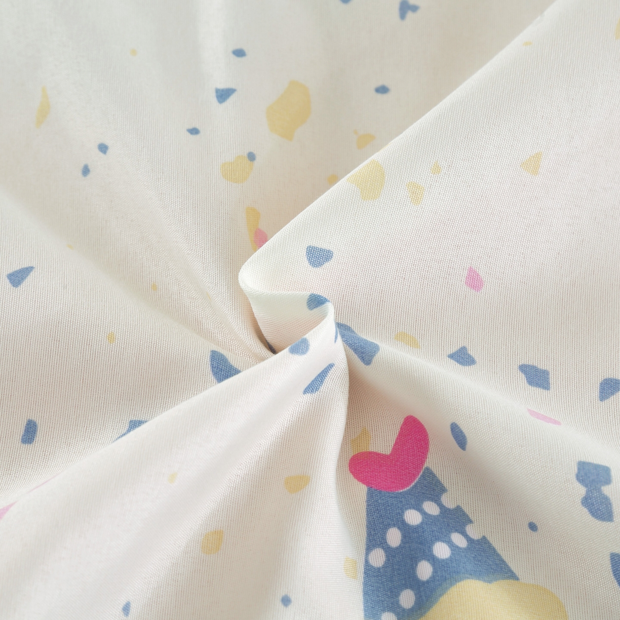 91家纺网 家纺一手货源 找家纺 恋之语 2025新款舒适柔软亲肤爆款芦荟棉四件套货源充足 小煤球